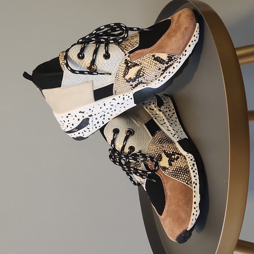 Blush & Multi Pattern Sneaker